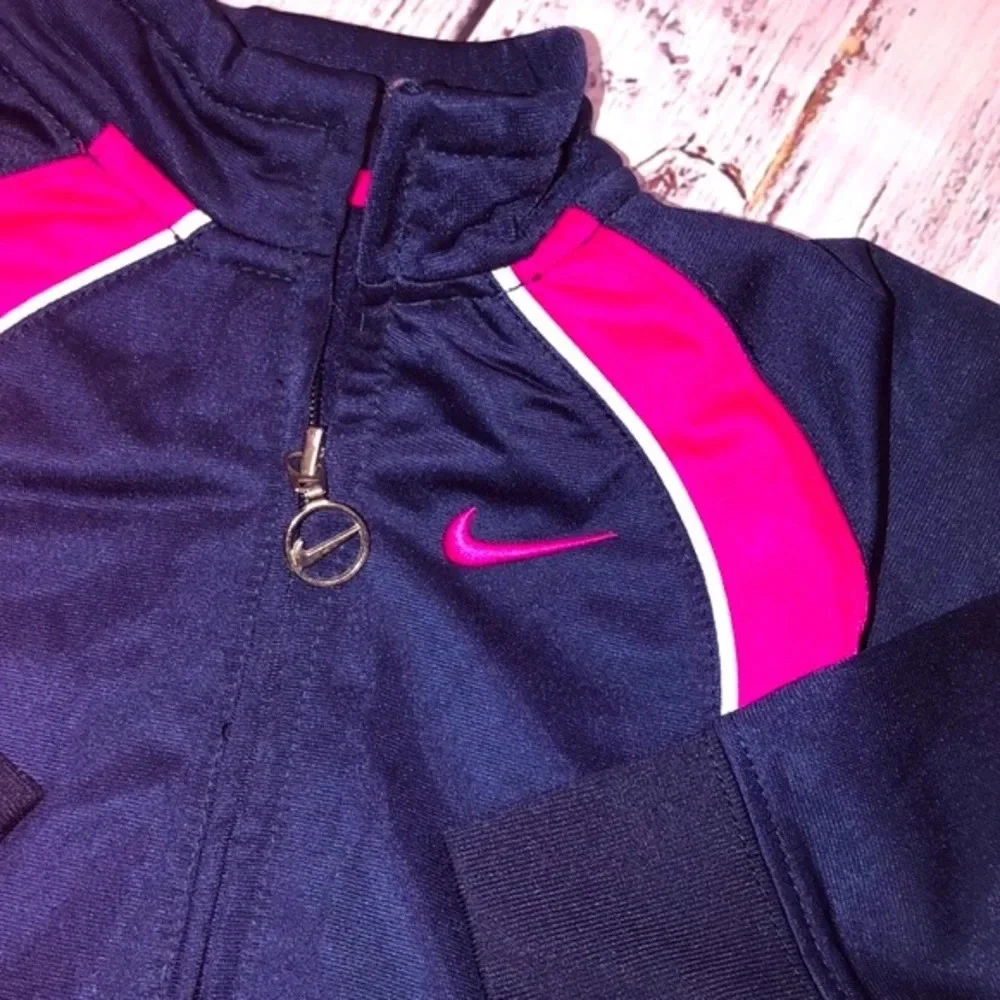 Nike girls zip up jacket size 4T